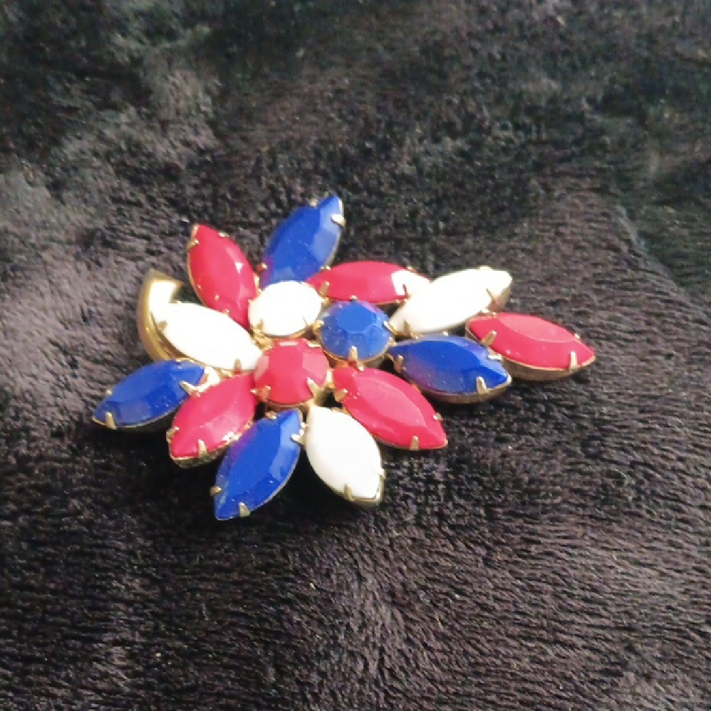 Red, Blue & White Floral Statement Brooch - Gold Tone